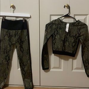 Fabletics Olive & Black python print set